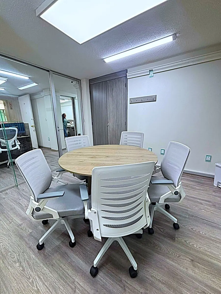 Sala de juntas del Centro de Negocios VO GROUP en Amores 707, Del Valle Centro, CDMX