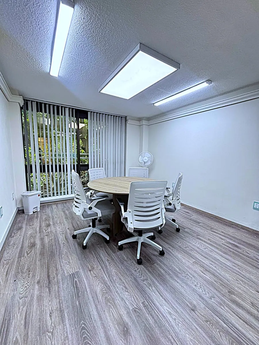 Sala de juntas del Centro de Negocios VO GROUP en Amores 707, Del Valle Centro, CDMX
