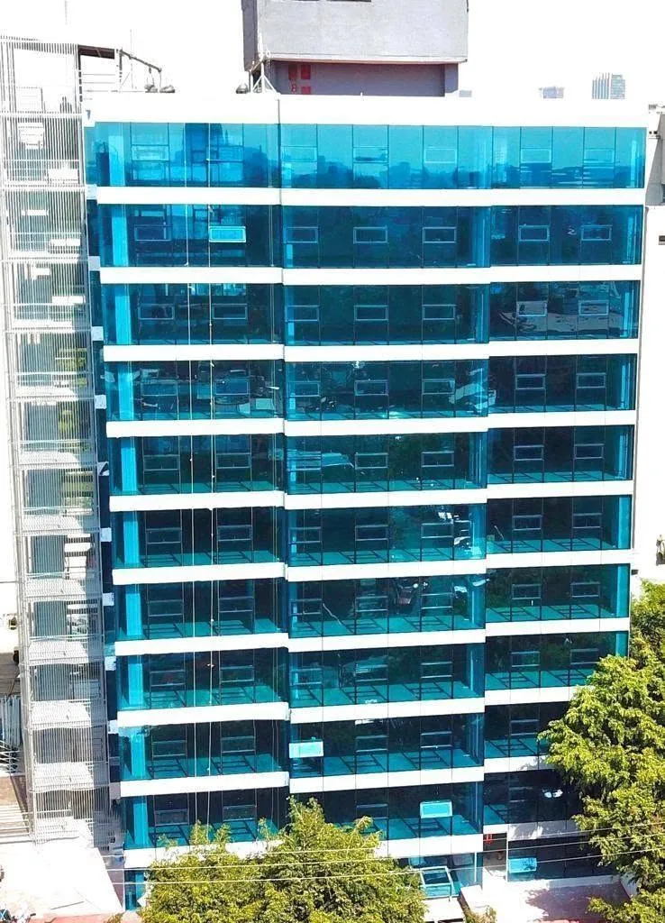 Fachada de Torre Tepic, Centro de Negocios VO GROUP en Roma Sur, CDMX